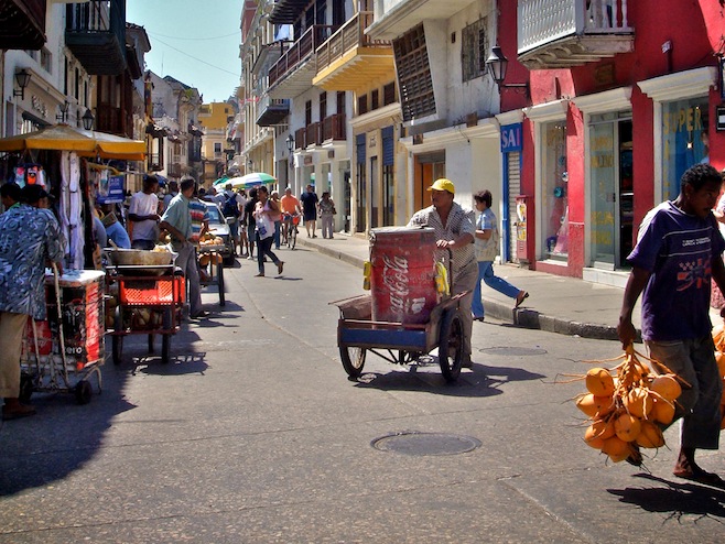 COL Cartagena Vendors